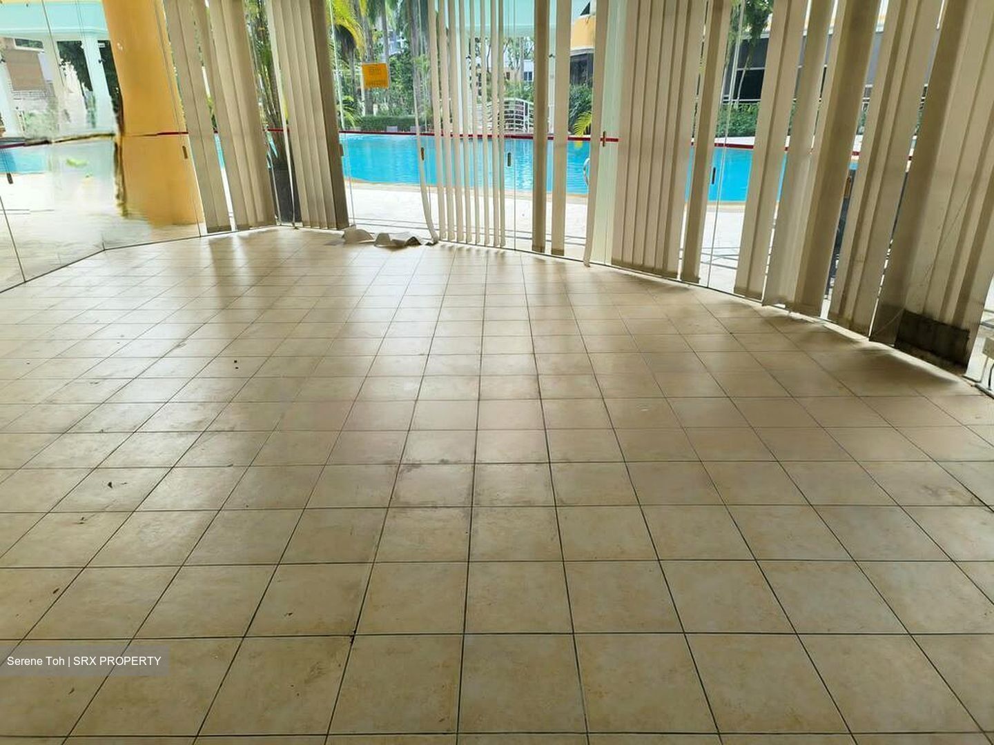 The Petals (D23), Retail #451598141